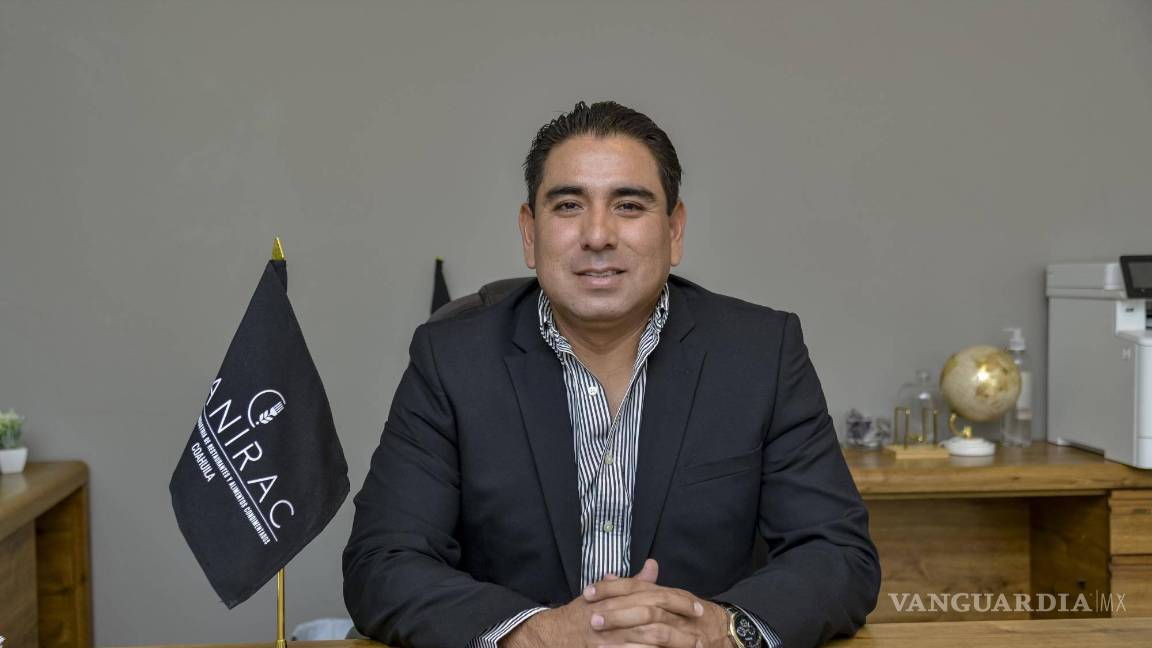 $!“Debemos pensar en un buen centro de convenciones, porque en caso de emergencia, o de ser necesario evacuar, el Parque Madero sería un peligro por la cantidad de gente y los pocos accesos”, indicó el empresario.