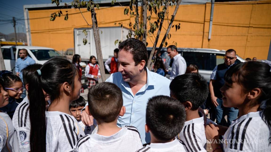 $!Javier Díaz promueve actividades deportivas y culturales permanentes en colonias.