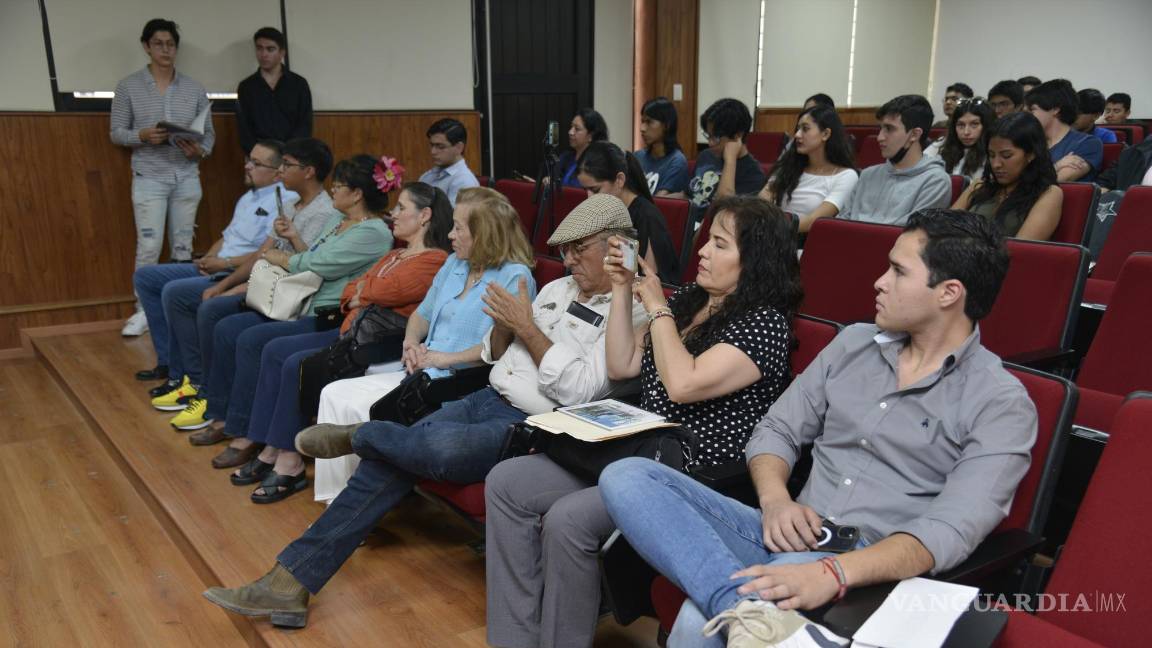 $!El público se dio cita en el auditorio de la Facultad de Economía de la UAdeC.