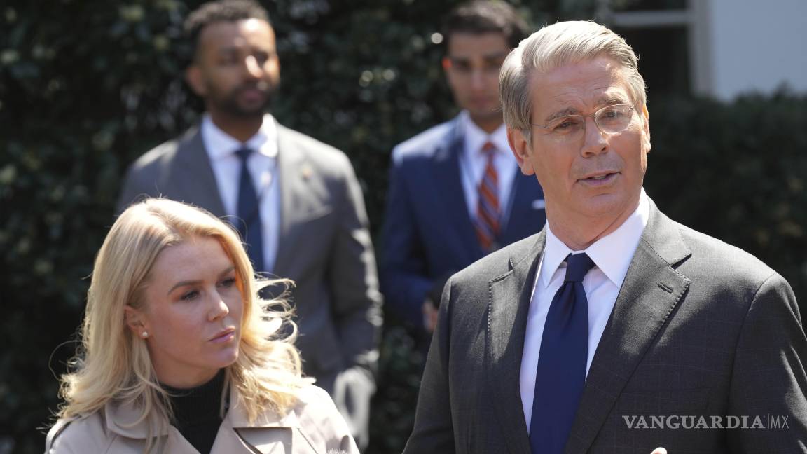 Confirma Casa Blanca que México y Canadá están exentos de aranceles de 10%