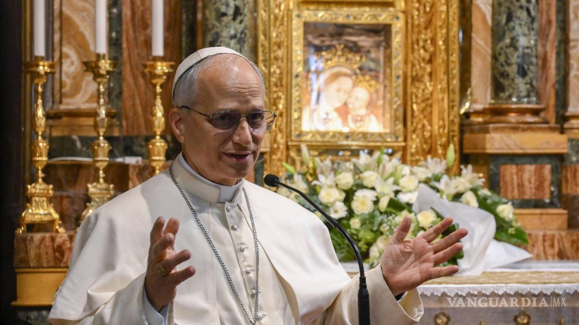 León XIV, ¿un papa estadounidense que desafía la política migratoria de Trump?