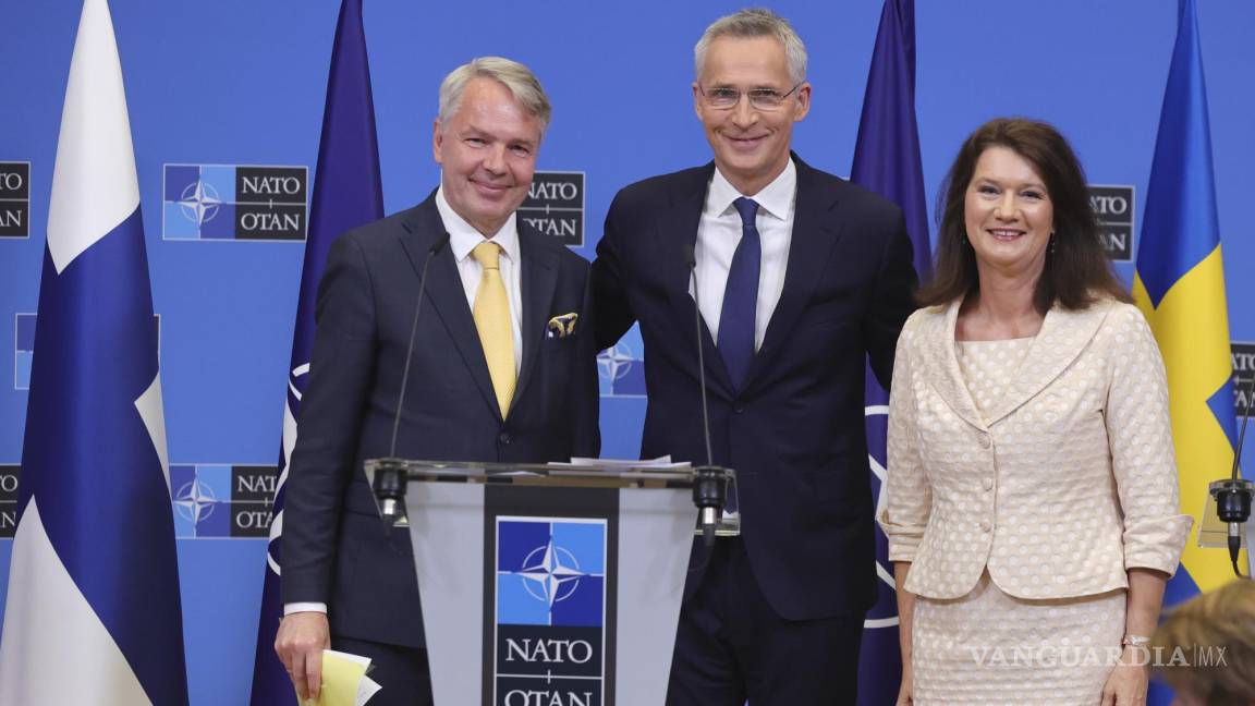 $!El Ministro de Relaciones Exteriores de Finlandia, Pekka Haavisto (i), la Ministra de Relaciones Exteriores de Suecia, Ann Linde (d) y Jens Stoltenberg.