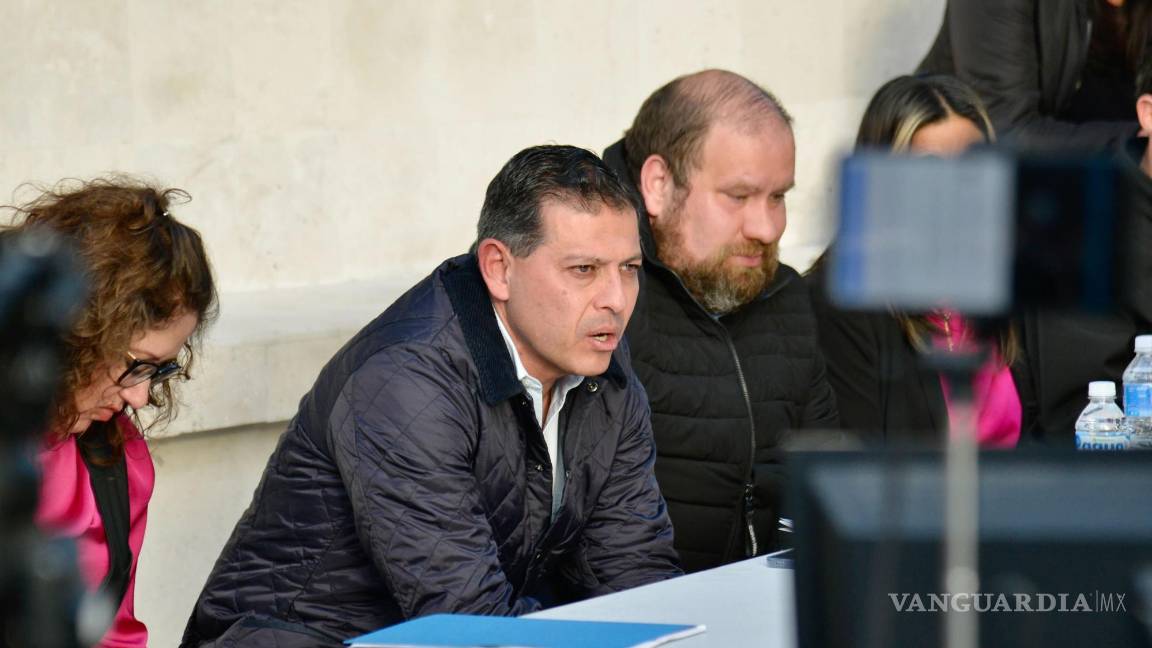 $!El rector ofreció reanudar el programa de becas, para apoyar a hijos de trabajadores de Altos Hornos de México.