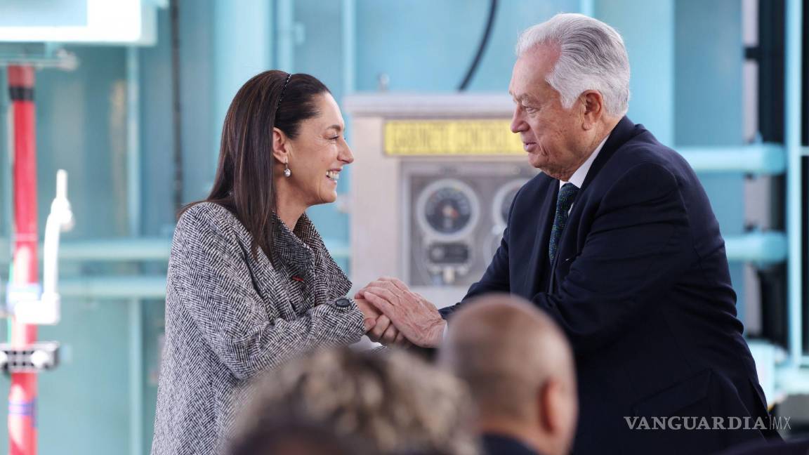 Claudia Sheinbaum inaugura en el metro de la CDMX la mayor subestación eléctrica del país