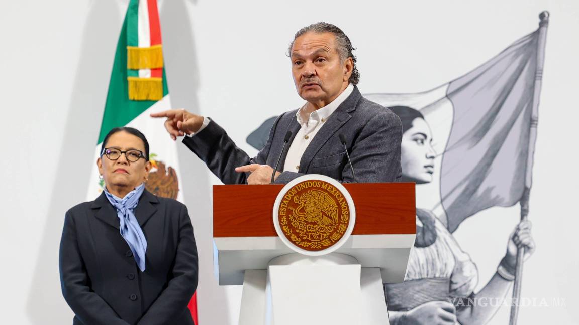 $!Octavio Romero Oropeza, director del Infonavit, compartió este lunes el programa que buscan implementar con los invasores de viviendas.