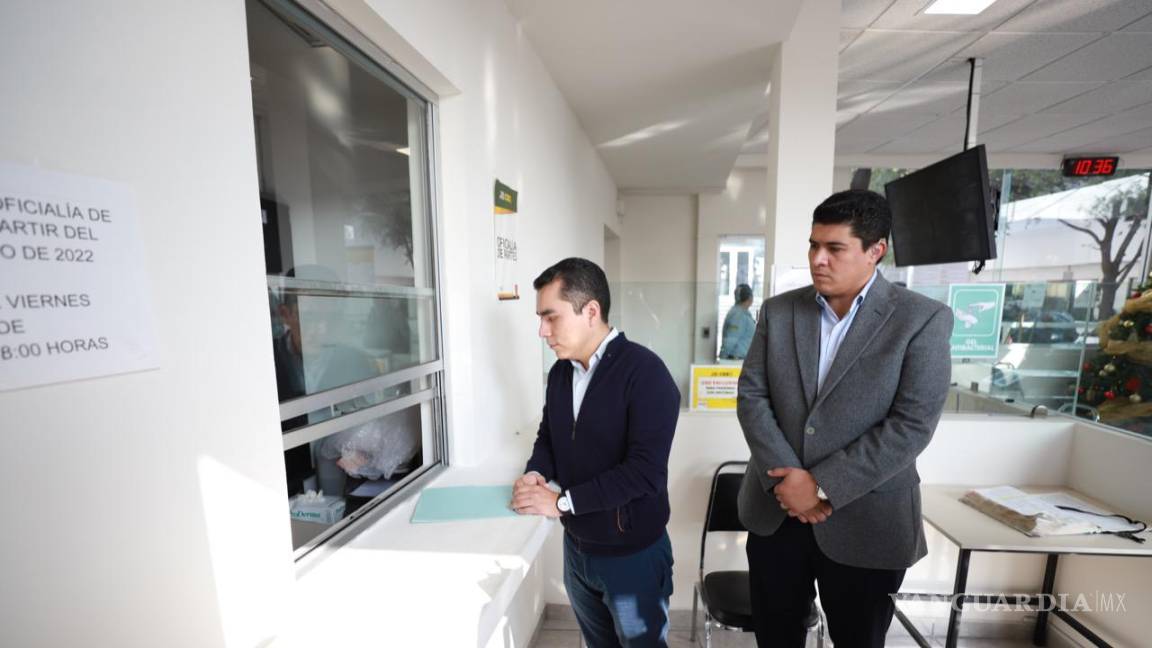 PRI y PAN Nuevo León denuncian a Samuel García por actos partidistas en horario laboral