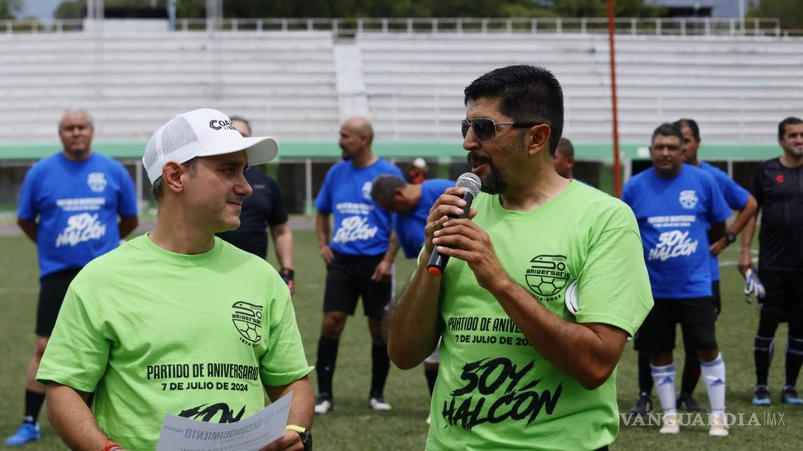$!Autoridades estuvieron presentes para dar el reconocimiento merecido al club.
