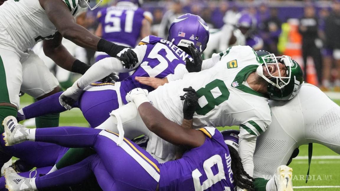 ¿Aaron Rodgers se perderá toda la temporada?: El QB de los Jets sufrió un esguince en el juego contra Vikings el domingo