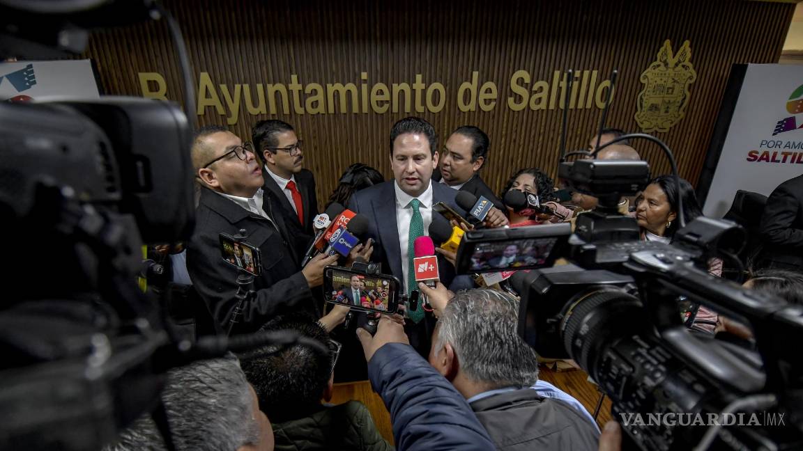 $!Con el nombramiento de su gabinete, la nueva administración municipal de Saltillo inicia funciones para atender las necesidades más urgentes de la comunidad.