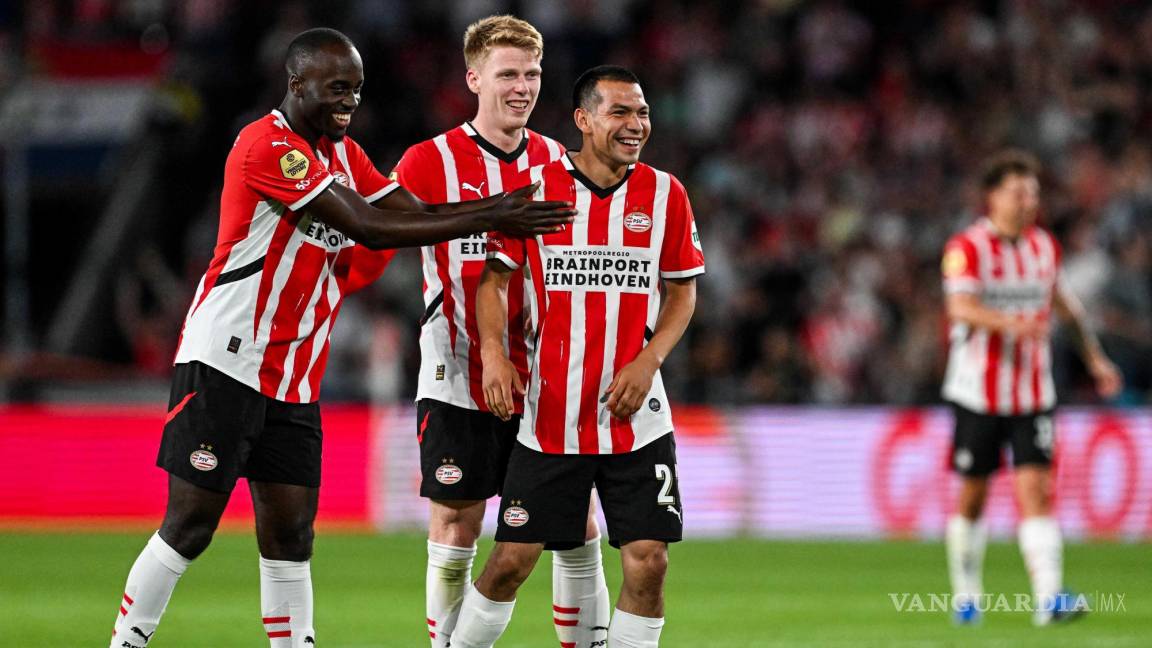 Hirving Lozano marca doblete en la goleada del PSV en su regreso a la Eredivisie