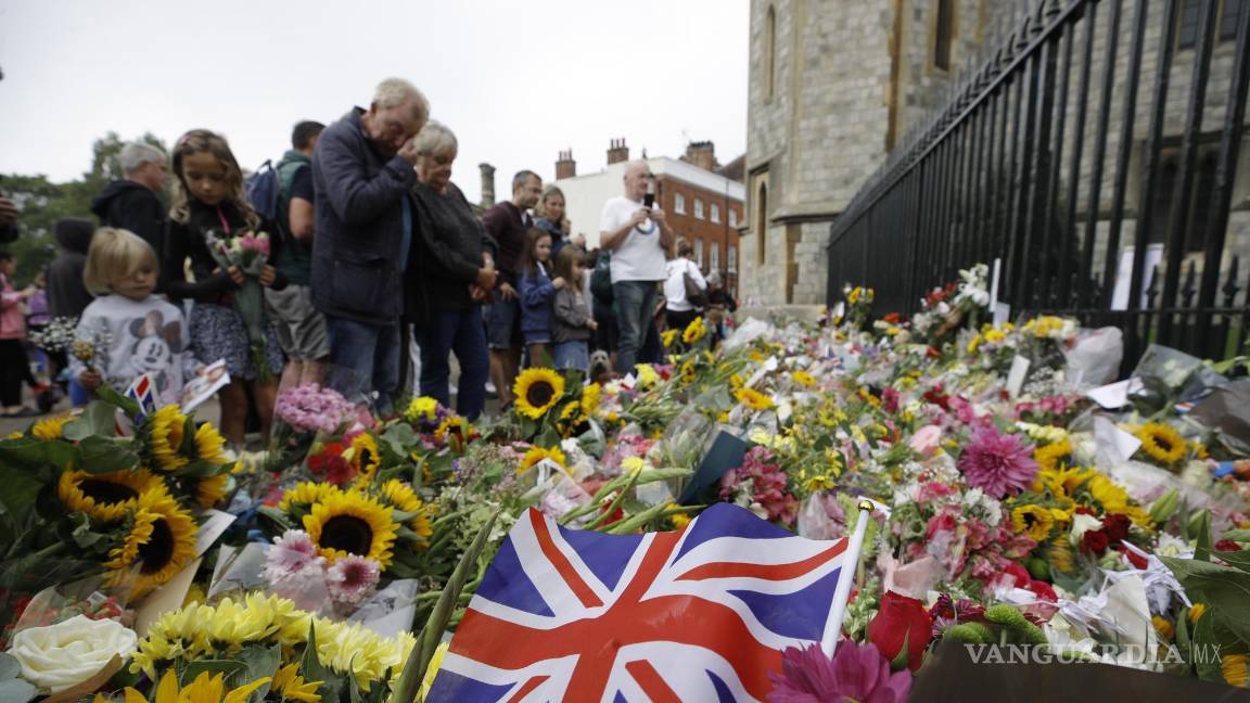 $!Flores en el castillo de Windsor en honor a Isabel II.