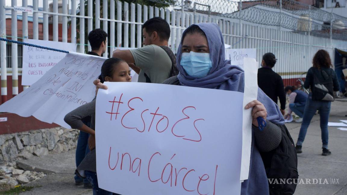 Familiares de empleado de la Estación Migratoria en Ciudad Juárez denuncia que ‘está incomunicado’