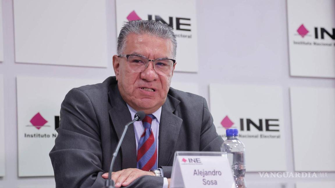 $!Alejandro Sosa Durán durante la conferencia de prensa para hablar del voto desde el extranjero para los Procesos Electorales Federales y Locales 2023-2024.