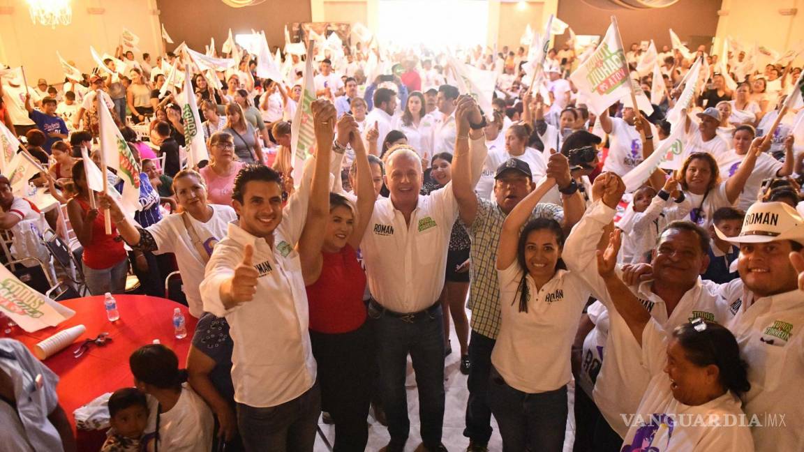 Ex morenistas y panistas se suman al proyecto de Román Cepeda en Torreón