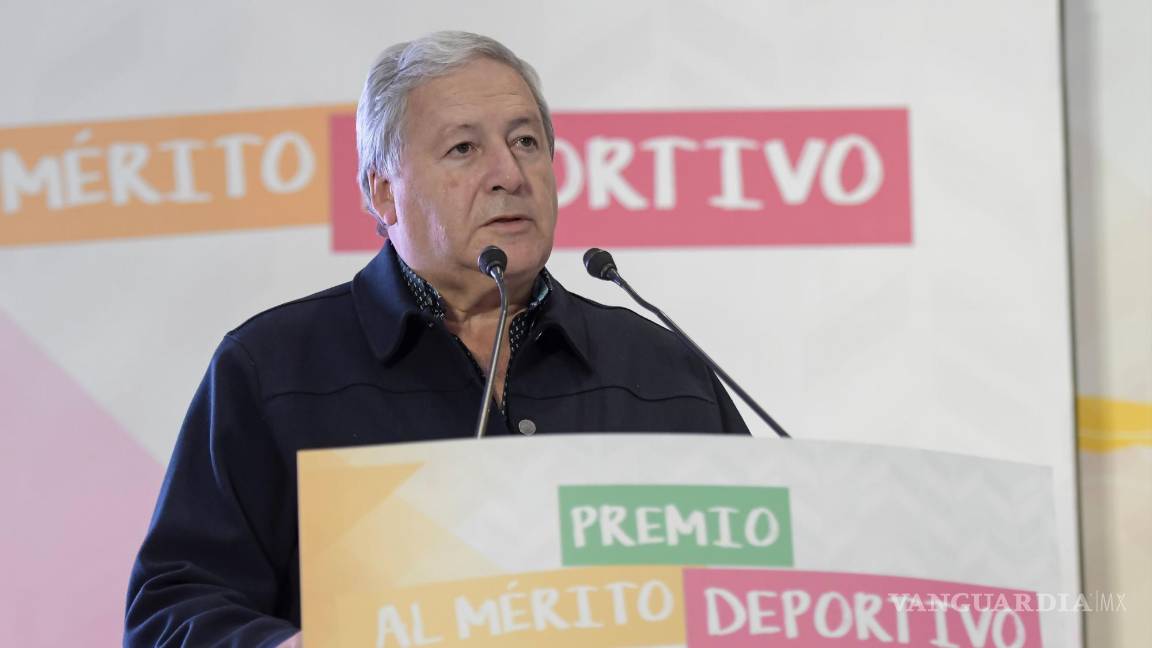 $!El presidente municipal agradeció a las autoridades presentes y a los atletas que se dieron cita en el lugar.