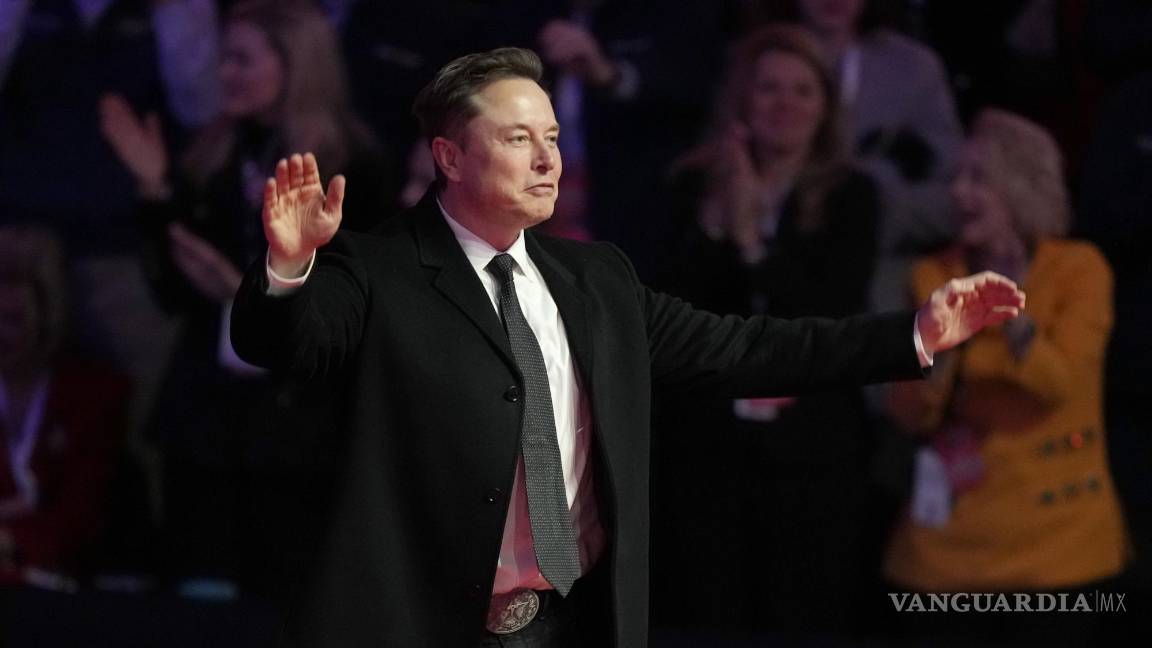 $!Muchos estadounidenses también tienen una opinión desfavorable de Elon Musk y dudan sobre la dependencia del presidente republicano en los multimillonarios.