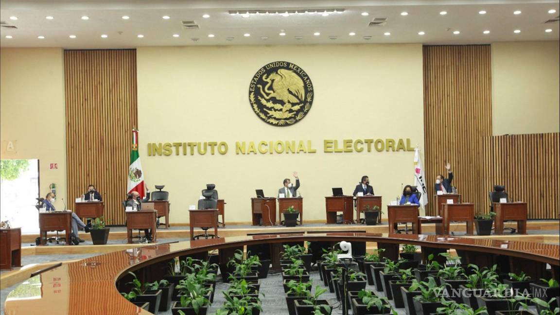 Presenta INE controversia constitucional contra Plan B de AMLO