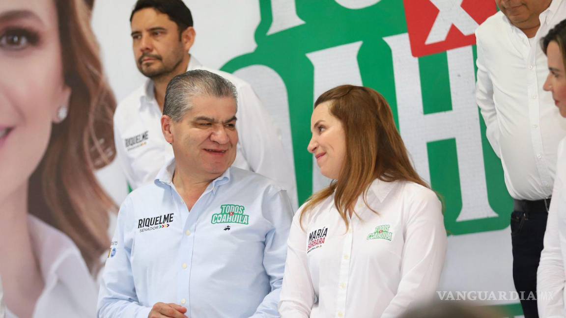 Visitan María Bárbara y Miguel Riquelme a Francisco I Madero, Coahuila, como parte de su campaña por el Senado