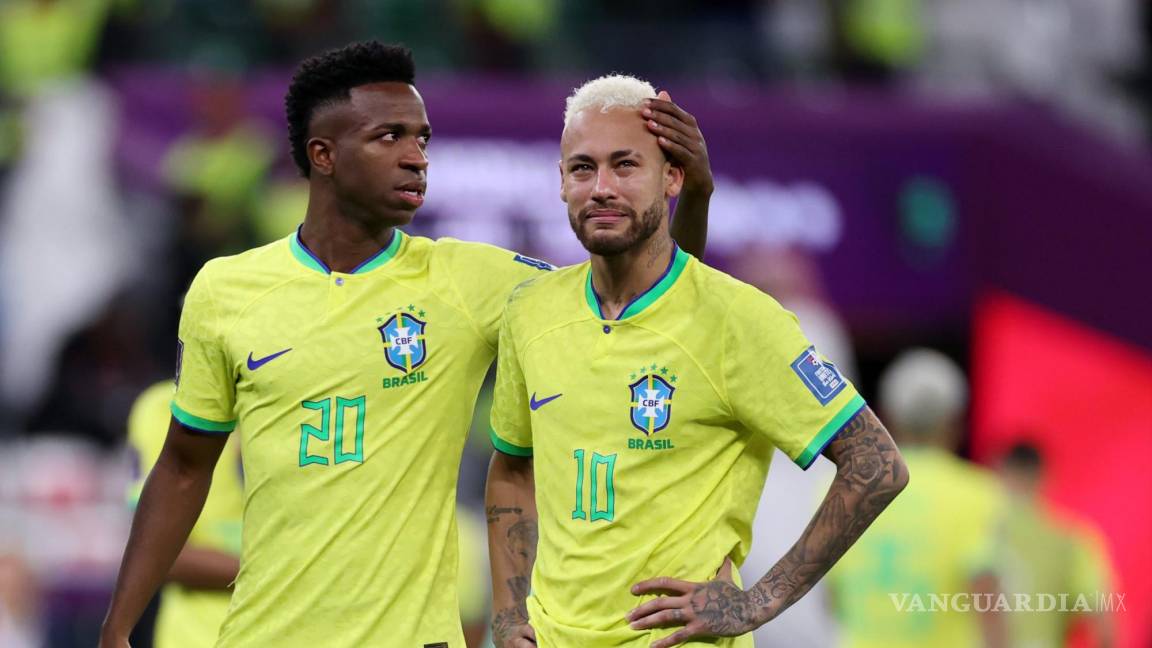Al más puro estilo de Chivas: sorprenden a Neymar, Vinicius y Richarlison conviviendo con mujeres en concentración de Brasil