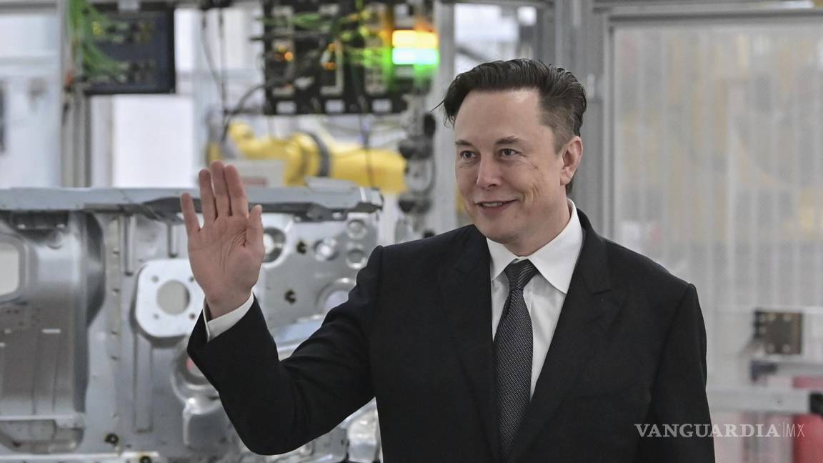 Elon Musk por primera vez encabeza la lista Forbes de los más ricos del mundo