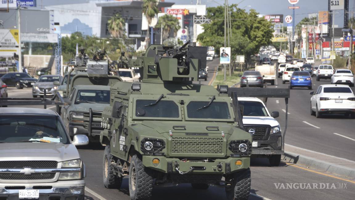 $!Un patrullaje de la Guardia Navional en calles de Culiacán, Sinaloa.