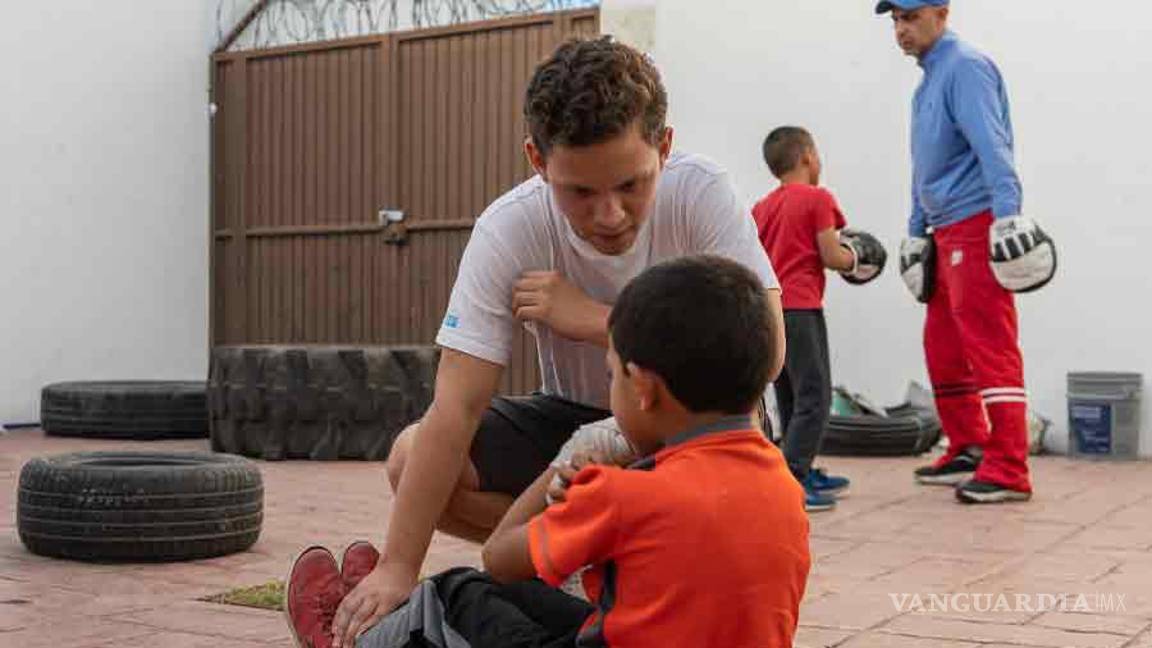 Abre estudiante de Prepa academia de box gratuita en colonia Omega de Saltillo