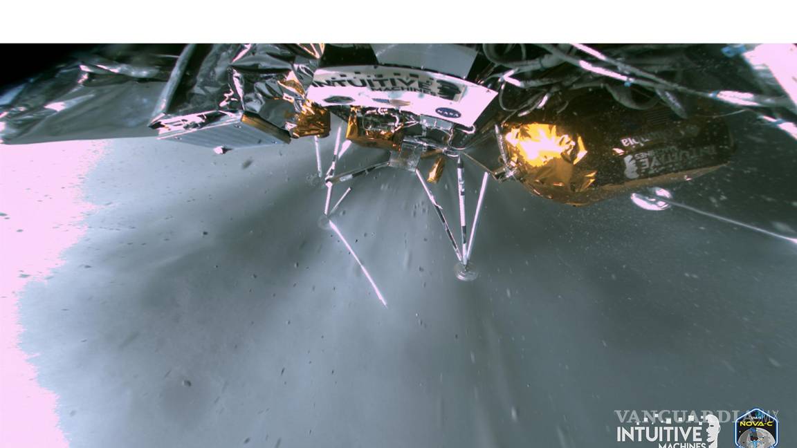 $!Esta imagen proporcionada por Intuitive Machines muestra una pata de aterrizaje rota en el módulo de aterrizaje Odysseus.