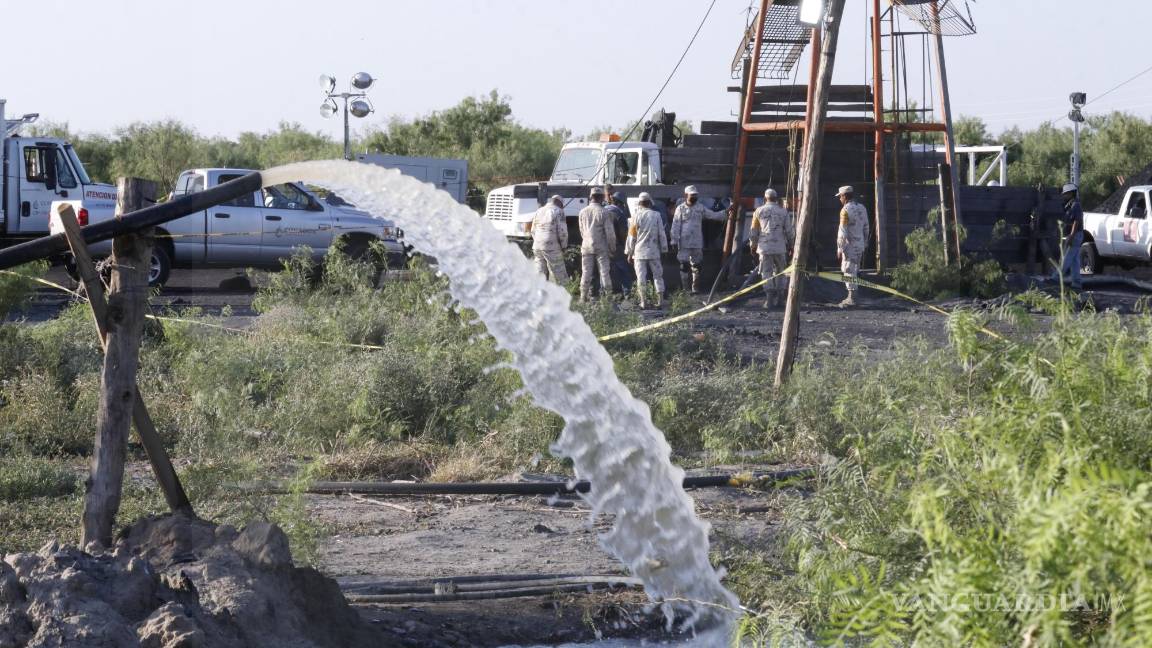 Colapsos en carreteras es por agua de minas, asevera organización Familia Pasta de Conchos