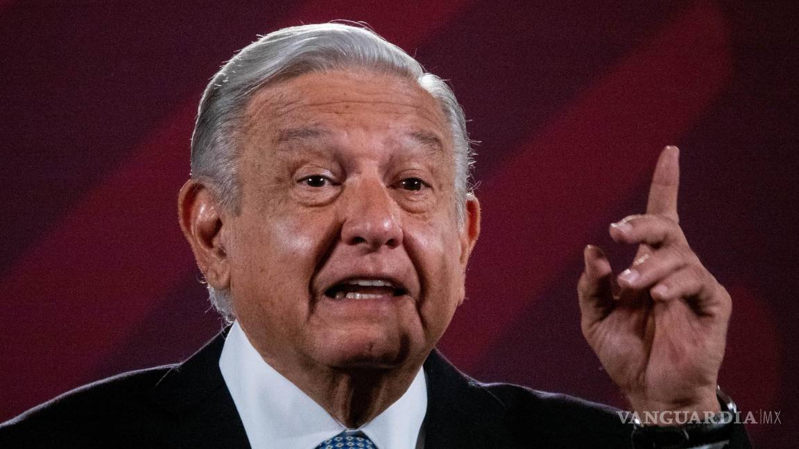 Denuncia AMLO ‘falsa campaña’ para posicionar a un candidato