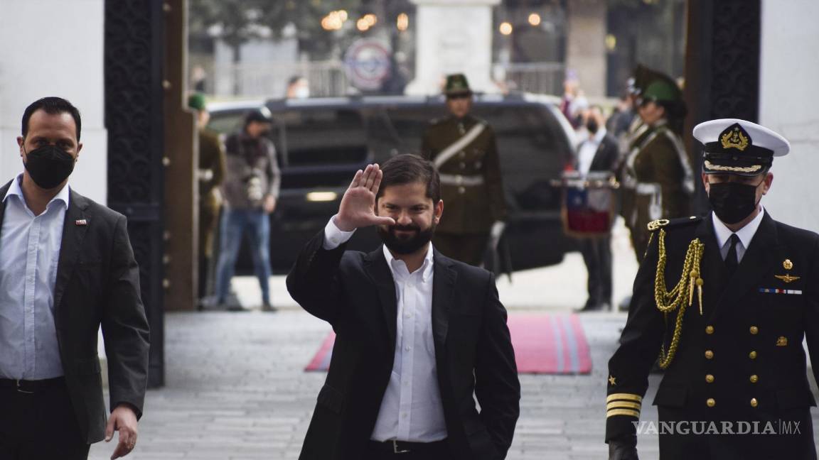 Tras derrota, analiza Boric nueva reforma a Constitución