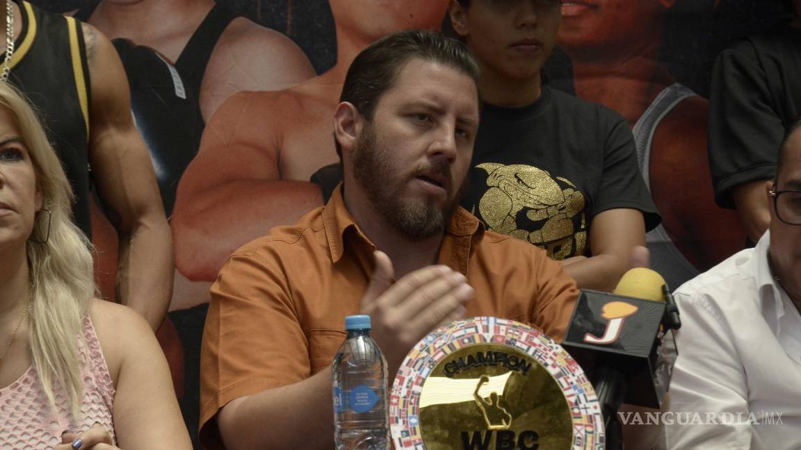 $!Rodrigo Barba, de Barba Producciones, explicó algunas de las reglas que deben cumplir los peleadores para el evento.