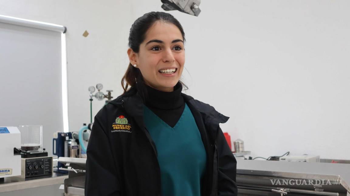 $!Karina Lozano Chávez es la médico veterinaria de la clínica. A su cargo está todo lo relacionado con la prevención de enfermedades.