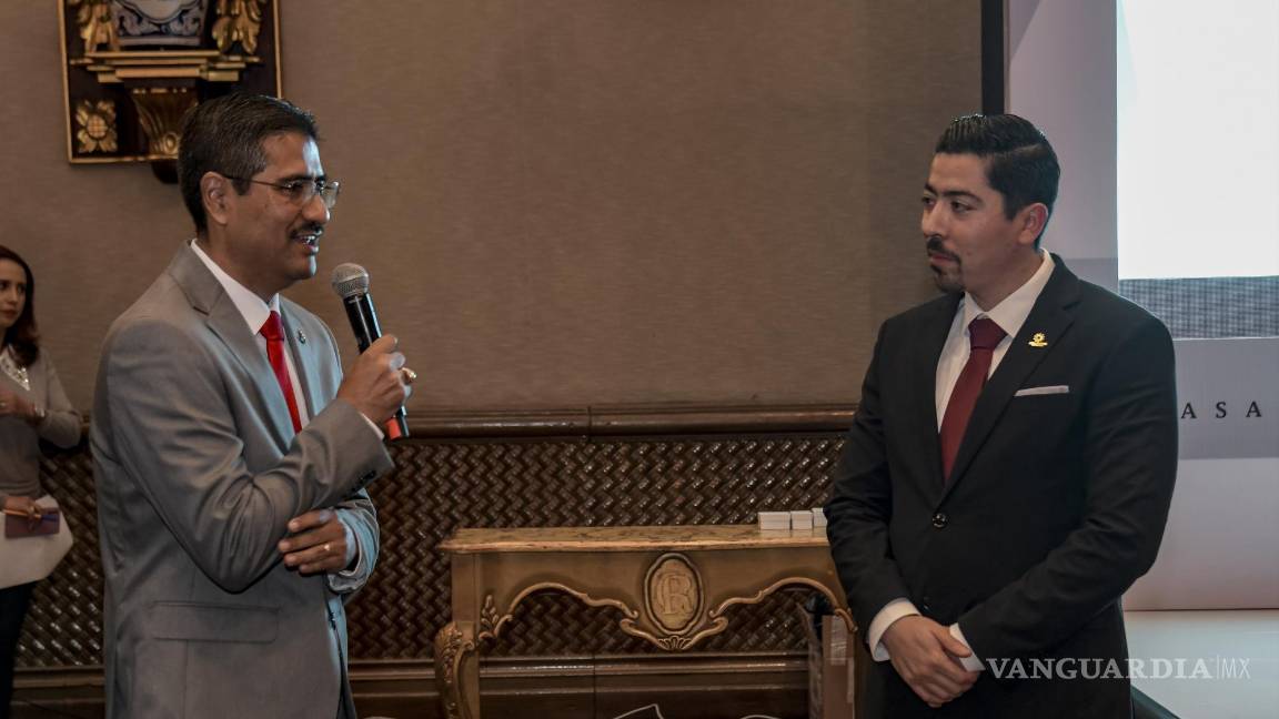 $!Juan Martín Valdés, presidente saliente (der.), dio a conocer los logros de su gestión en 2024.