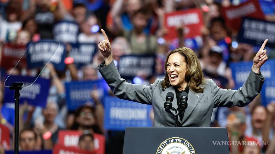 $!La candidata presidencial del Partido Demócrata Kamala Harris, en el Veterans Memorial Coliseum en el Alliant Energy Center en Madison, Wisconsin.