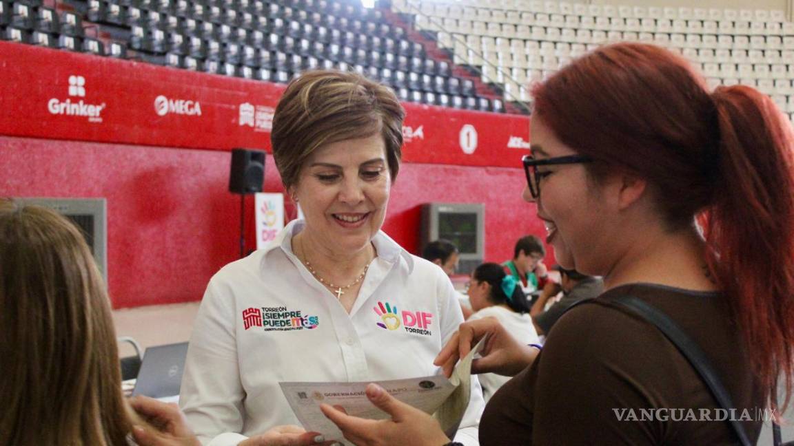 Entre actas, registros y derechos, brinda Brigada del Registro Civil en Torreón 2 mil 800 servicios