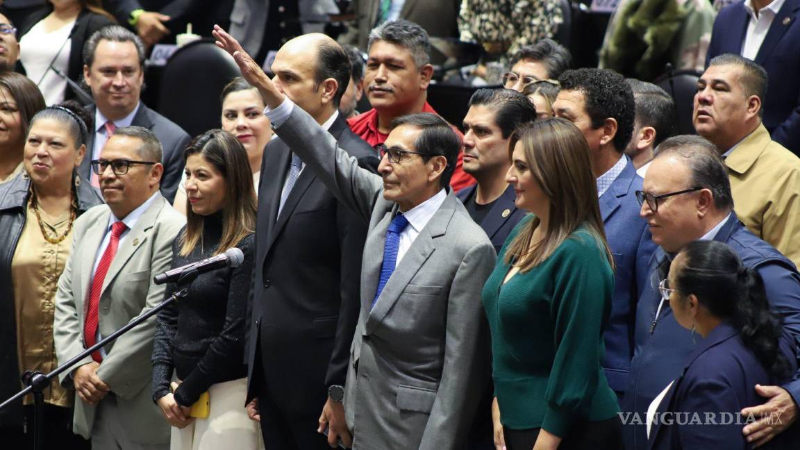 Agradece Rogelio Ramírez de la O a Sheinbaum y toma protesta como titular de SHCP