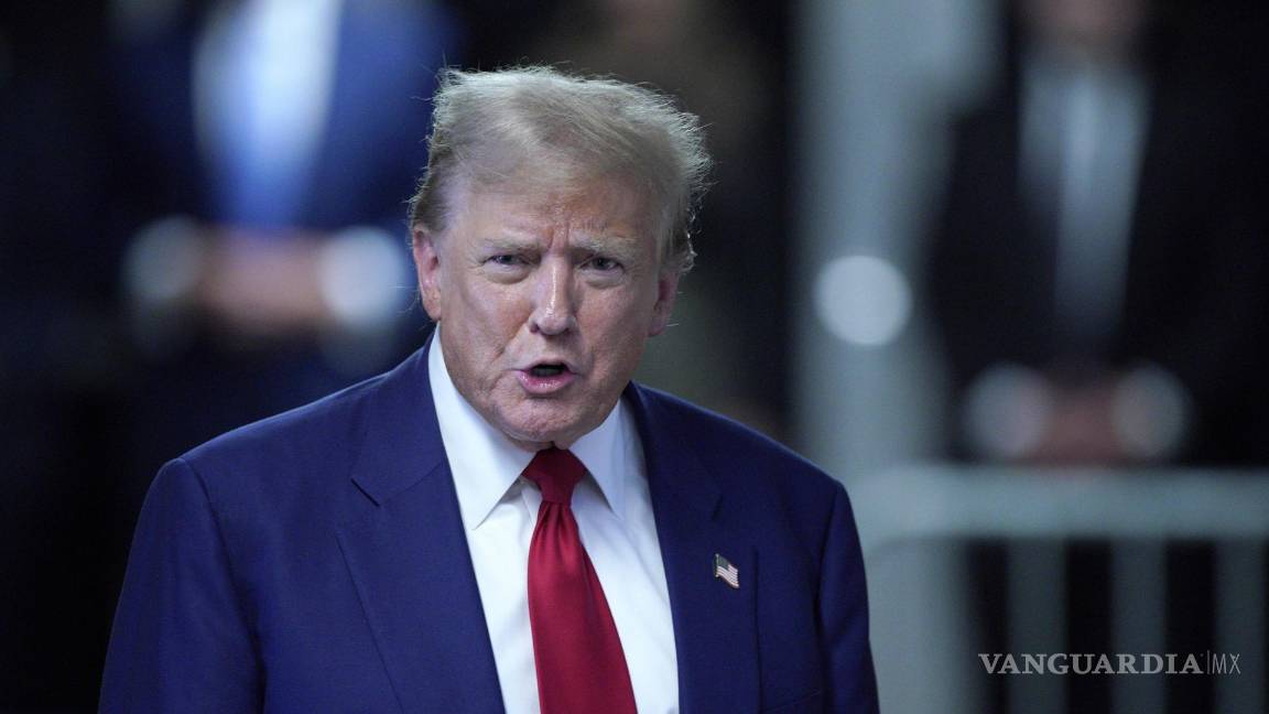 $!El expresidente Donald Trump comparó la acampada propalestina en el campus de la Universidad de Columbia con el asalto al Capitolio de 6 de enero de 2021.