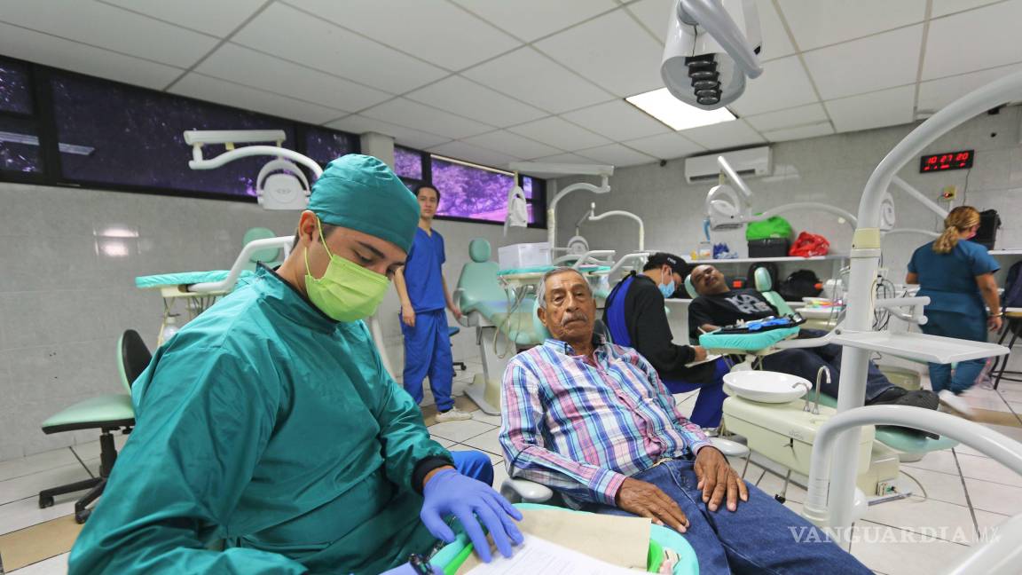 $!Los tratamientos son realizados por estudiantes avanzados bajo la supervisión de especialistas, garantizando seguridad y calidad en el servicio.