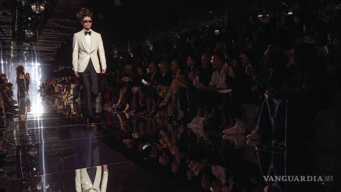 $!La moda de la colección Tom Ford se modela durante la Semana de la Moda de Nueva York.