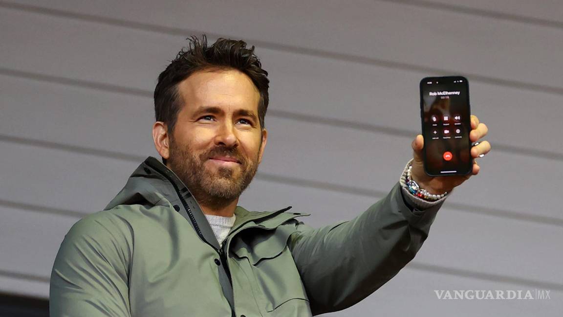 T-Mobile comprará empresa donde Ryan Reynolds es accionista por 1.35 billones de dólares