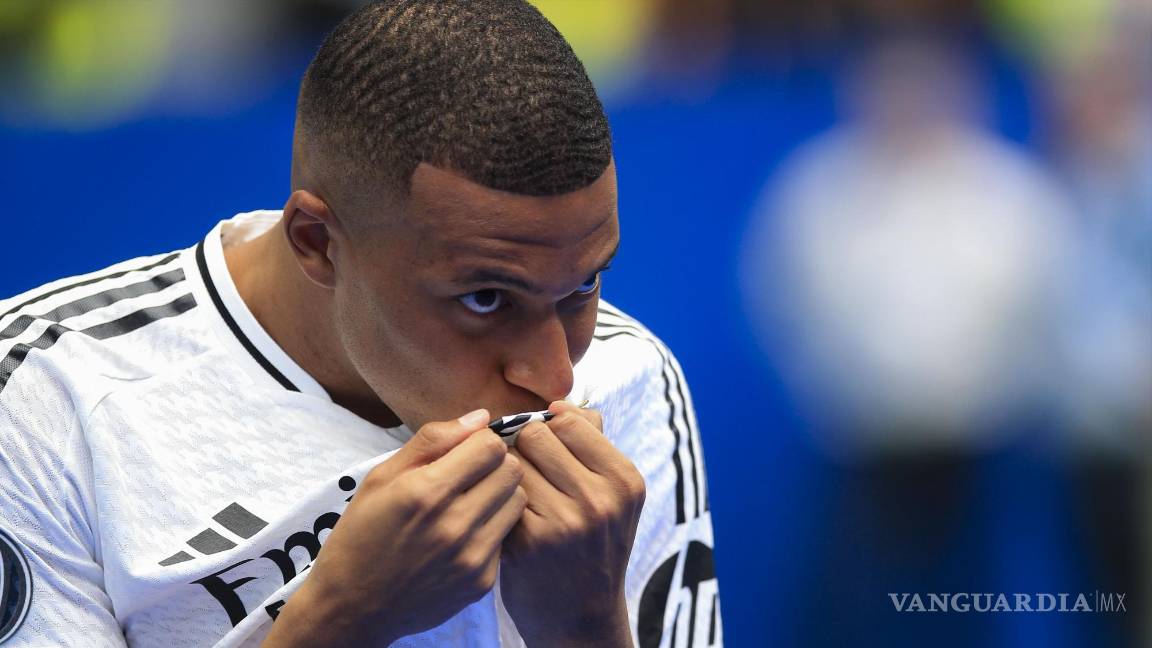 $!Mbappé fue presentado hoy en el Santiago Bernabeu como nuevo jugador del Real Madrid.