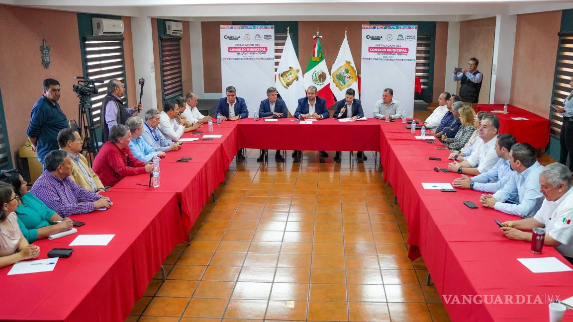 $!El alcalde Tomás Gutiérrez Merino encabeza la instalación del Consejo Municipal de Desarrollo Urbano 2025-2027.