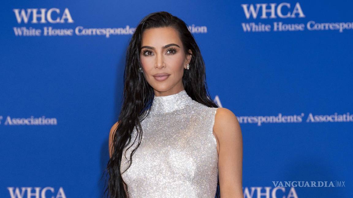 ‘Brilla’ Kim Kardashian en la Cena de Corresponsales de la Casa Blanca