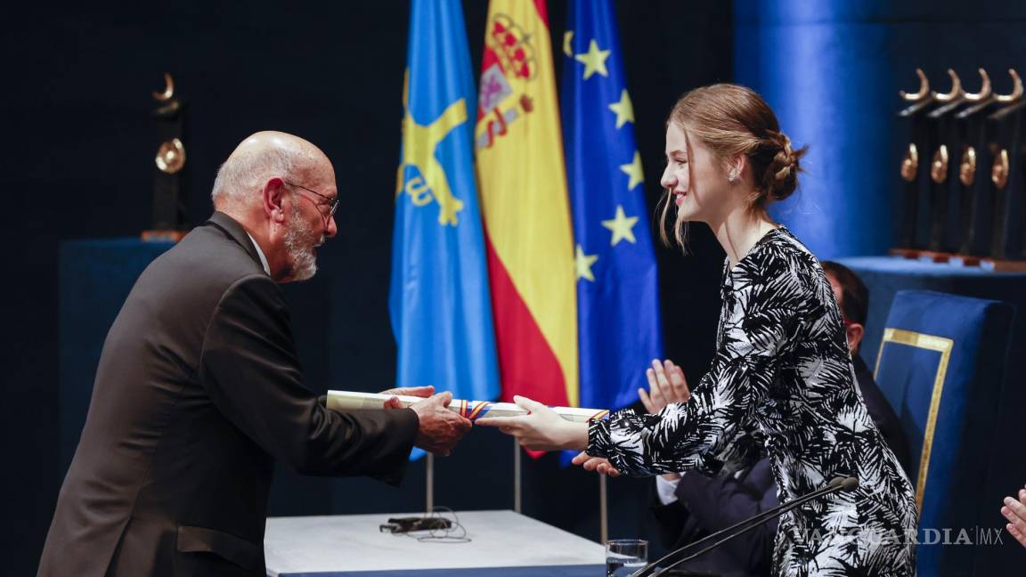 Eduardo Matos Moctezuma recibe el premio Princesa de Asturias en España