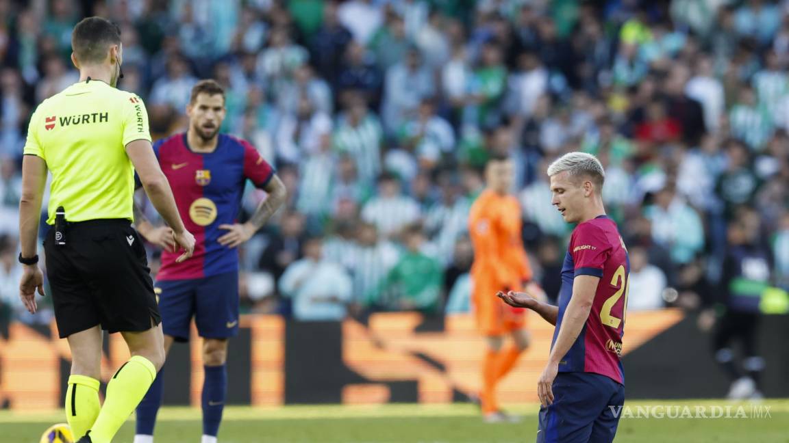 Betis le arrebata puntos al Barcelona con empate agónico en LaLiga