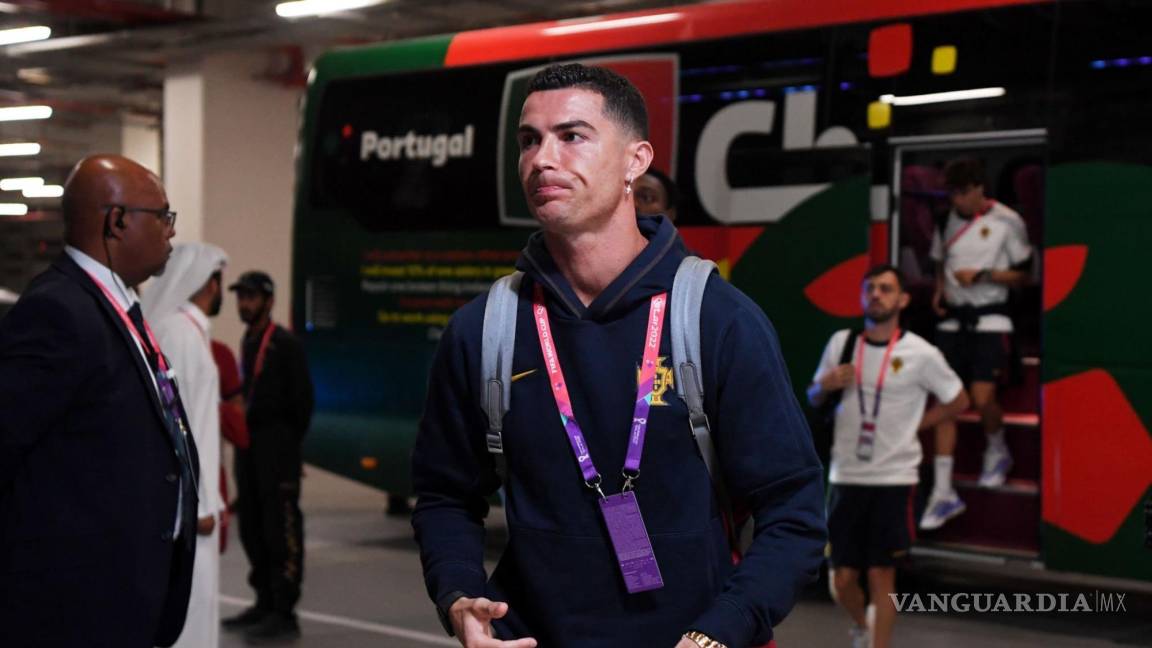 Cristiano Ronaldo en la banca para el partido de Qatar 2022 de Portugal contra Suiza