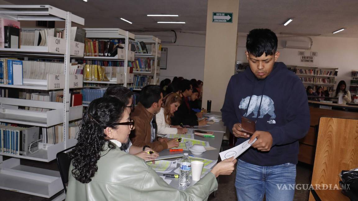 $!En 13 instituciones de la Unidad Saltillo, la opción de nuevas elecciones venció al candidato único.