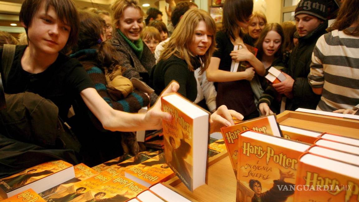 $!El fenómeno Harry Potter cumple 25 años, tiempo en el que ha impregnado de magia de millones de jóvenes de todo el mundo.
