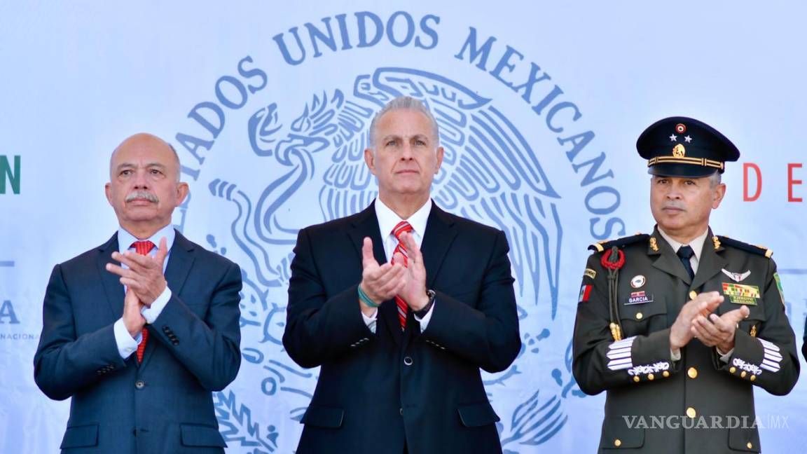 Torreón conmemora el Día de la Bandera con acto cívico en la Plaza Mayor