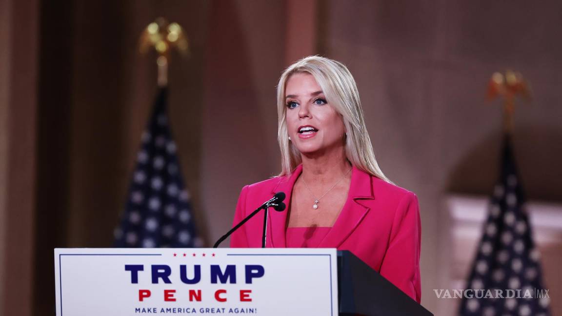 ¿Qué es lo que debes saber sobre Pam Bondi?, la nueva elección de Trump para secretaria de Justicia